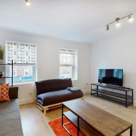 Modern Split Level 1 Bedroom Flat In Aldgate Londres Exterior foto