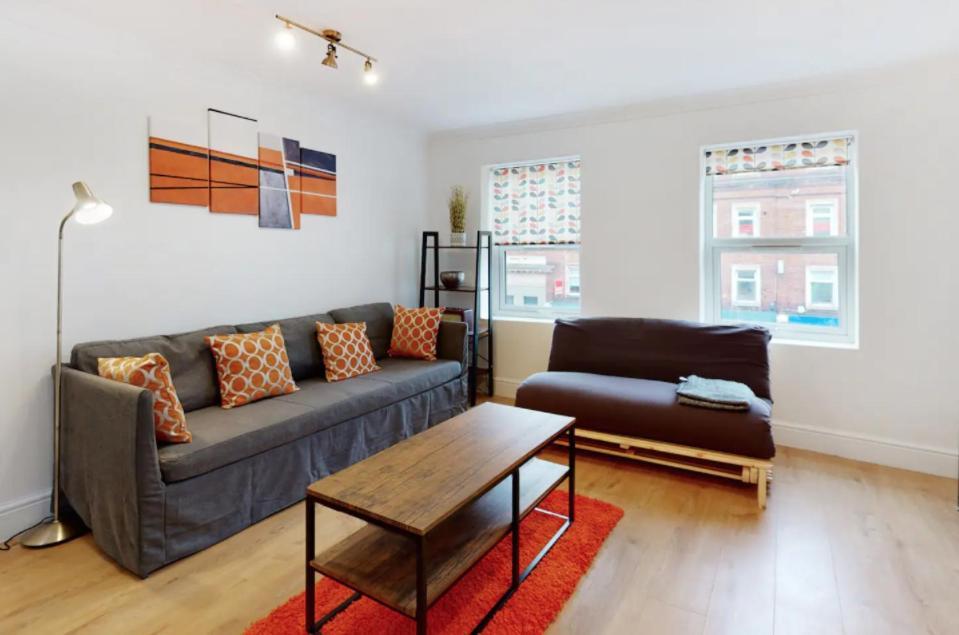 Modern Split Level 1 Bedroom Flat In Aldgate Londres Exterior foto
