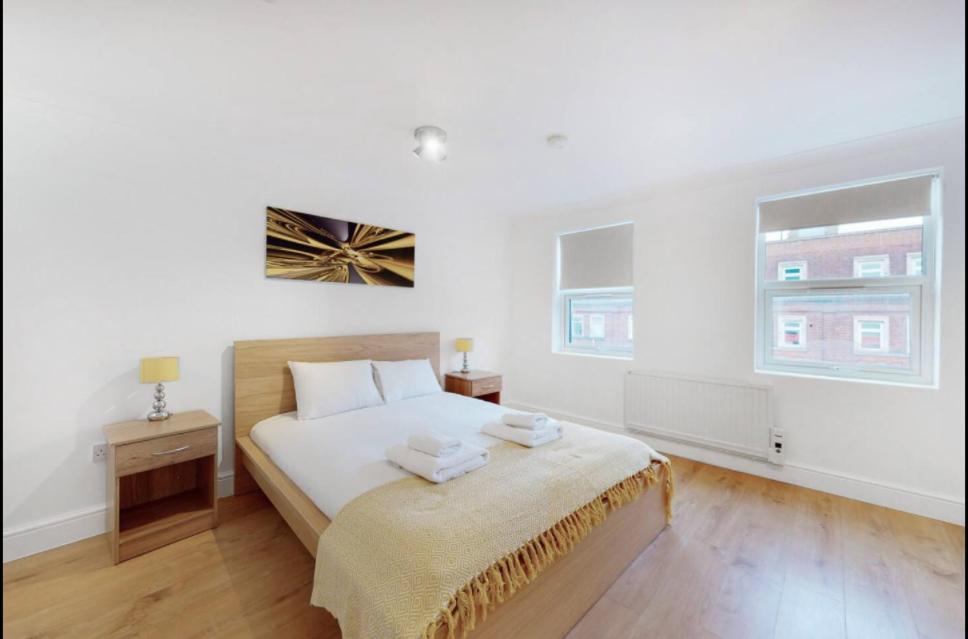 Modern Split Level 1 Bedroom Flat In Aldgate Londres Exterior foto